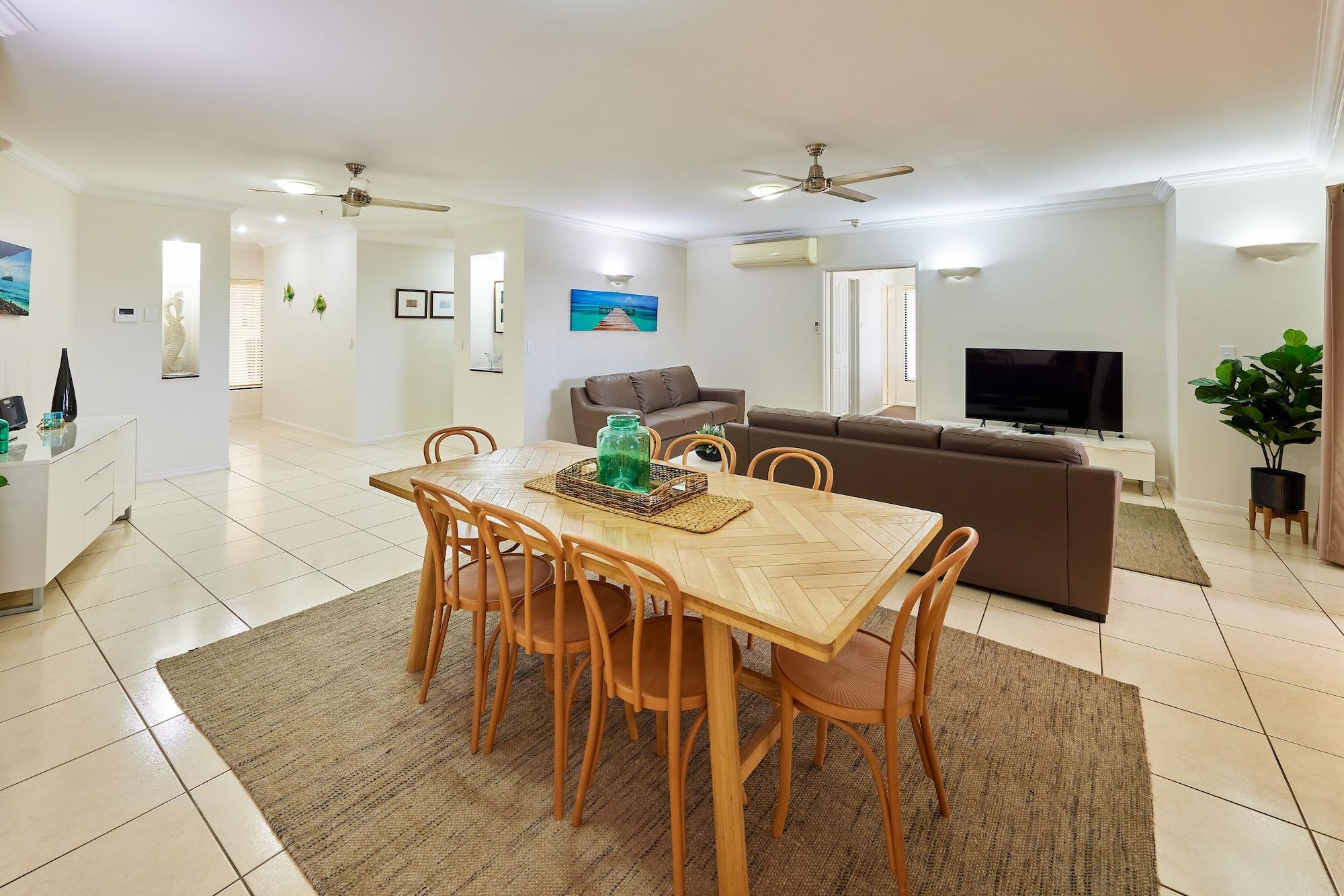 Jack And Newell Holiday Apartments Кэрнс Экстерьер фото